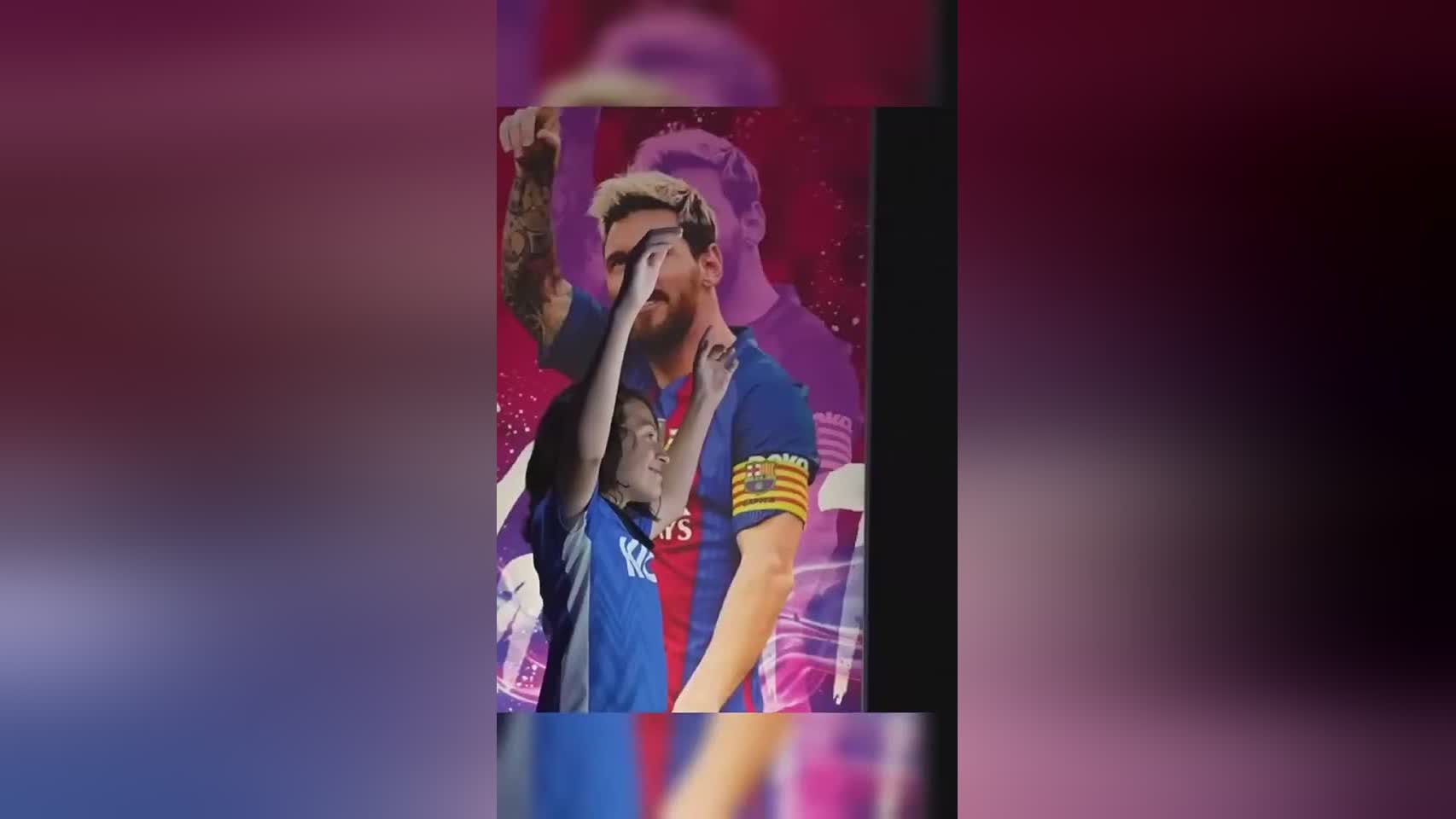 会去探访吗, 用以展示其, 一双破旧的