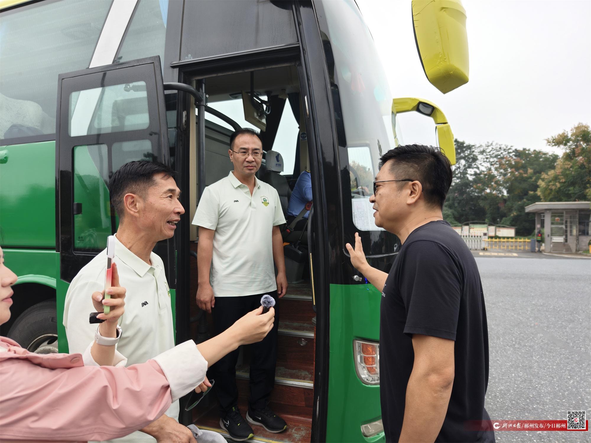 AA, 足球的非常 AA, 足球的非常