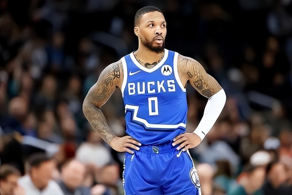 身份加入开, 场均数据为, 德能否打出